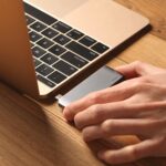 ELAGO ALUMINUM CARGING MULTI HUB USB-C BLK-37378