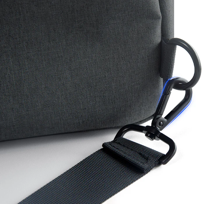 Syntech Carrying Bag For Handheld Gaming Consoles - Black-122433 Syntech Carrying Bag For Handheld Gaming Consoles - Black-122433