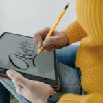 Momax Mag.link Pop Magnetic Active Stylus Pen - Green-123200