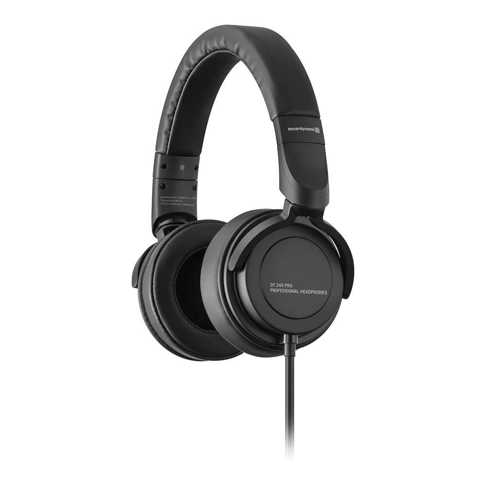 Beyerdynamic DT 240 PRO Mobile studio headphones for monitor and recording purposes (closed)-thumbnail Beyerdynamic DT 240 PRO Mobile studio headphones for monitor and recording purposes (closed)-thumbnail